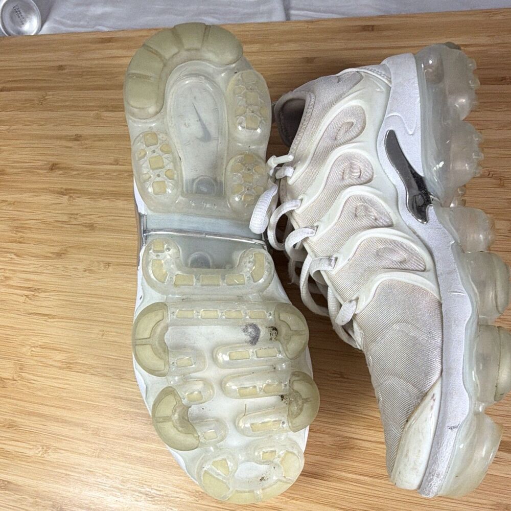 Nike Air Max Portal Sneakers Triple Sail/White Women’s Size 7 Athletic - Picture 13 of 16